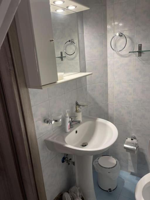 Central Modern Apartment โวโลส ภายนอก รูปภาพ
